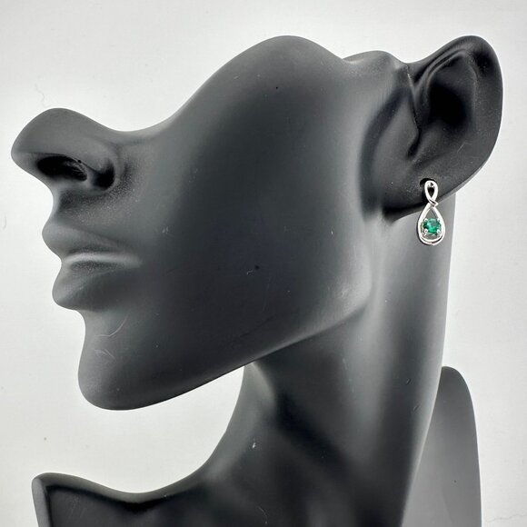 Beautiful Round Emerald Swoop Earrings in Sterling Silver - Picture 3 of 14